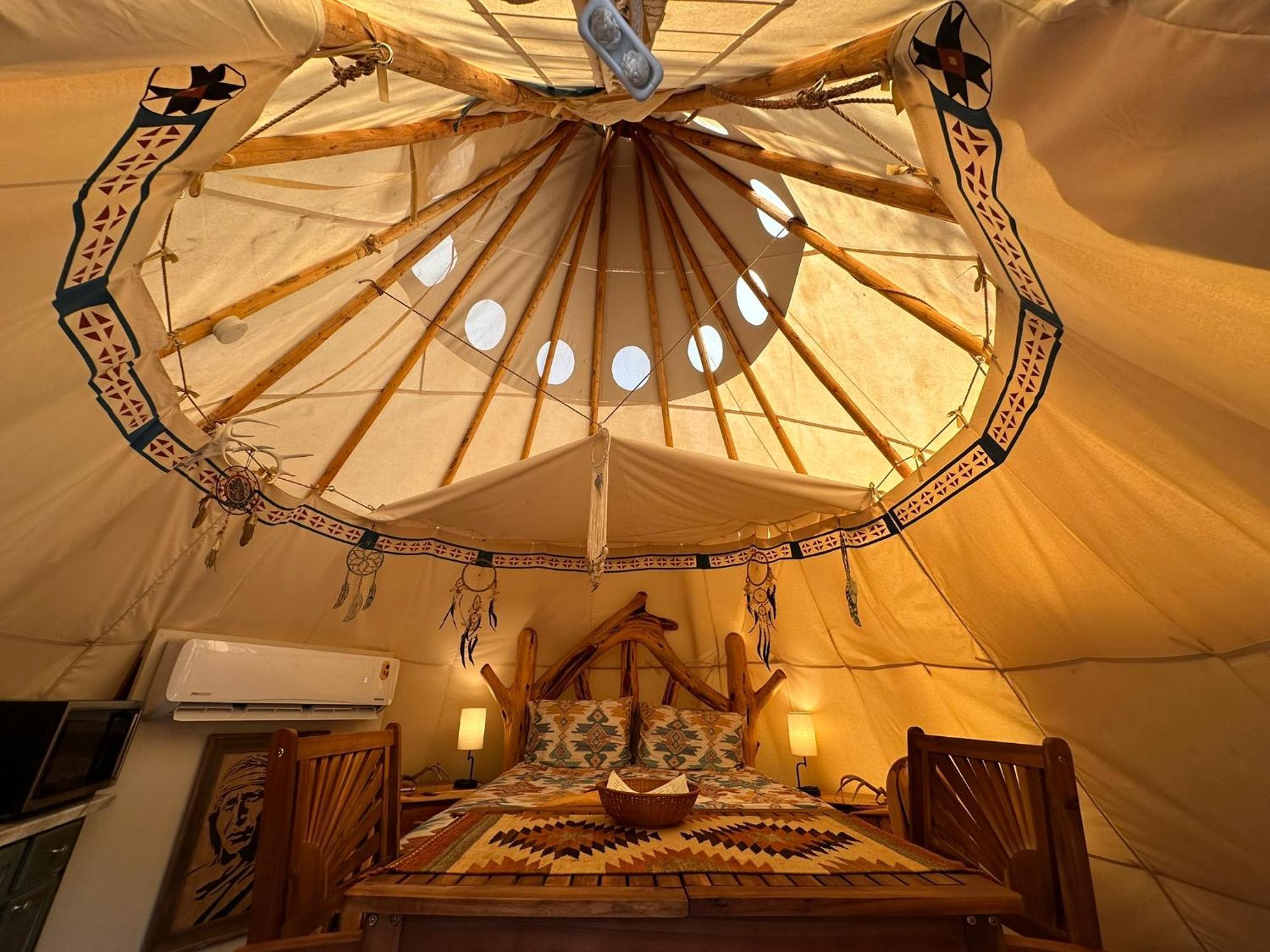 Bandera Stronghold - Cochise Tipi Exterior foto