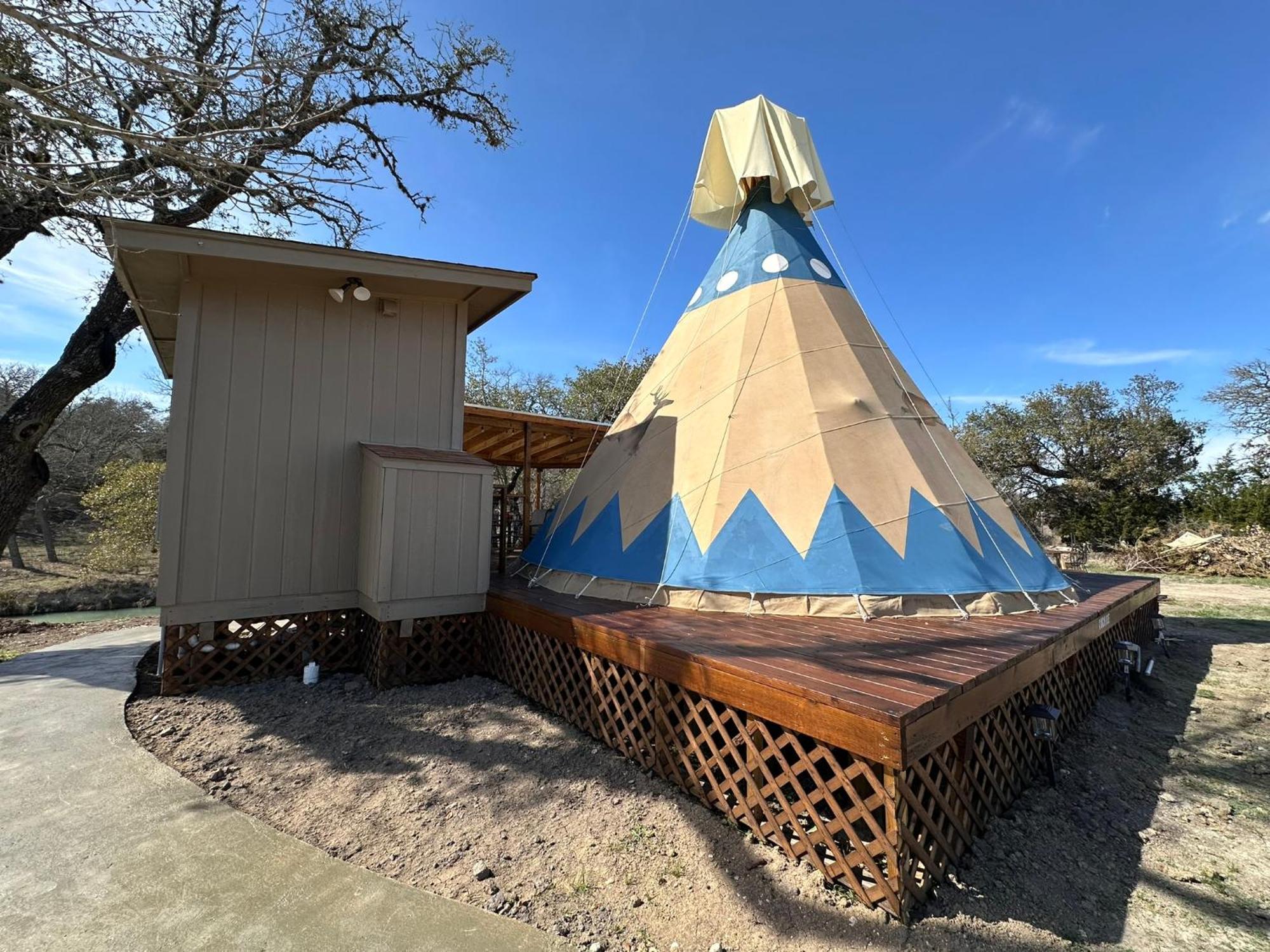 Bandera Stronghold - Cochise Tipi Exterior foto